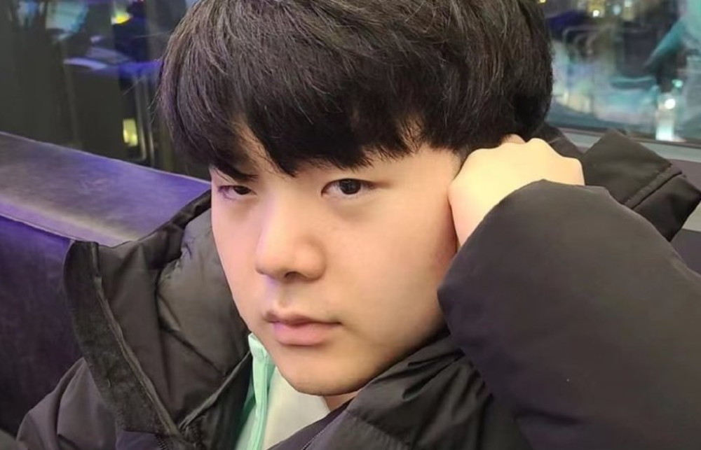 关于BRO绝杀100T,ShowMaker操刀奇招英雄翻盘顶尖较量四强赛,点燃全场激情的信息 关于BRO绝杀100T,ShowMaker操刀奇招英雄翻盘顶尖较量四强赛,点燃全场激情的信息