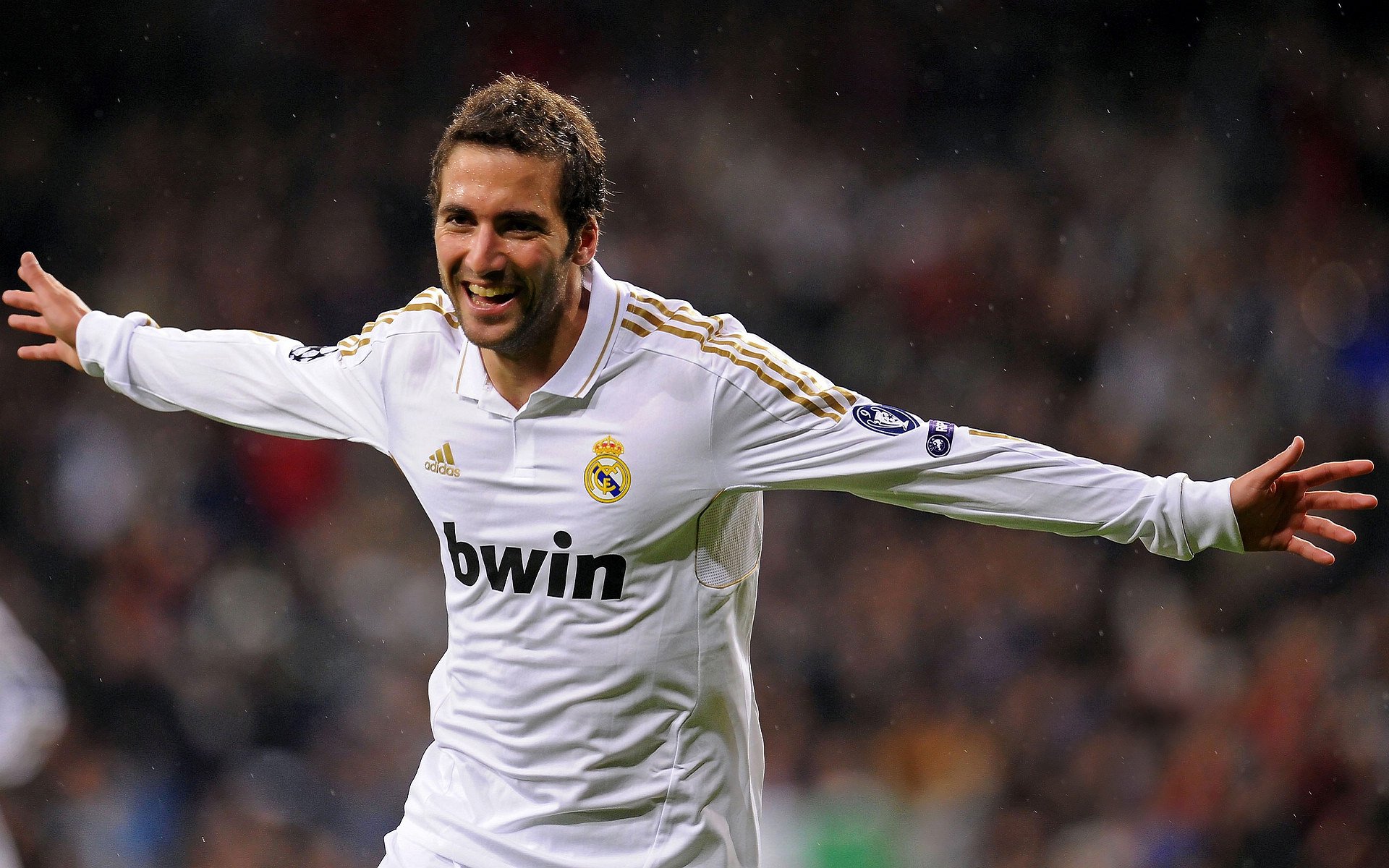 西班牙单节爆发击溃乌拉圭,李刚仁无解突破成胜负关键