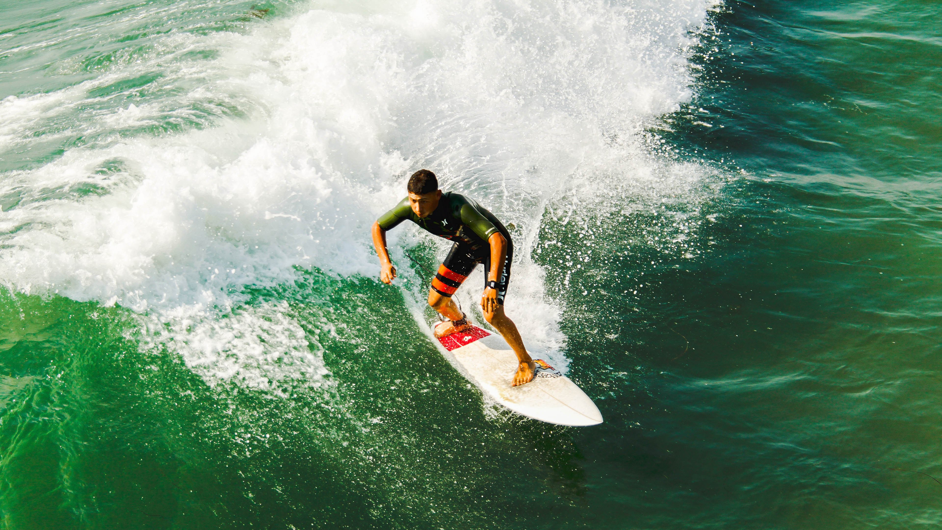 跪着看完！保罗赛后评分拉满，鹈鹕窒息两分钟绞杀绿军，这剧本谁敢信？