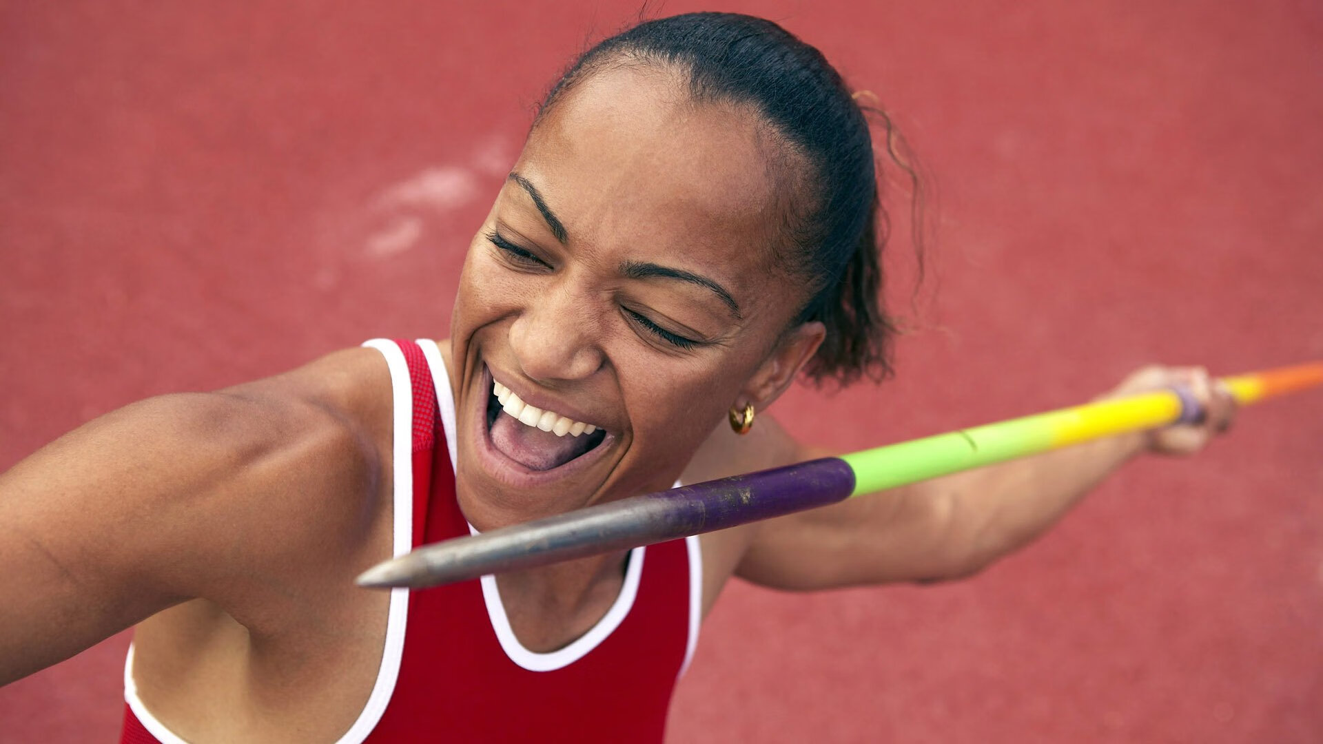 绝境逢生！乔治致命三分救主，独行侠逆转骑士锁定季后赛门票